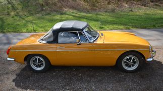 Picture of 1972 MG B