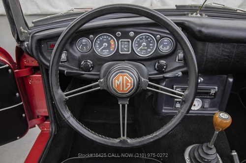 1968 MG MGB - 8
