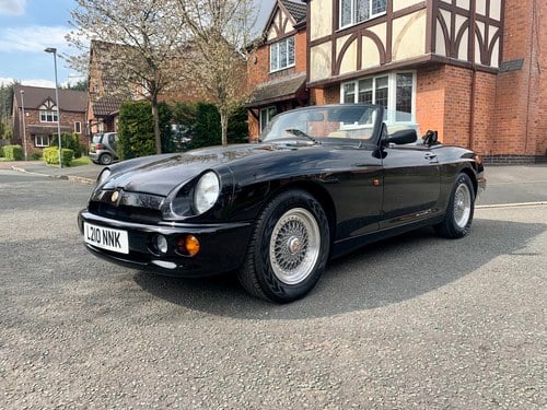 1994 MG Rv8