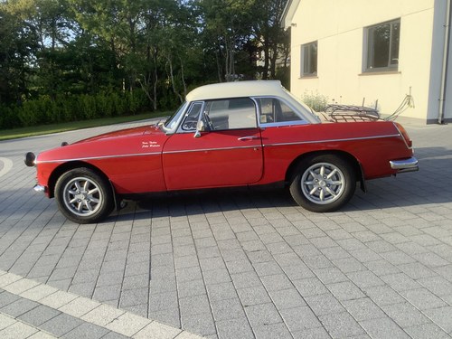 1969 MG B ROADSTER ROAD RALLY CAR