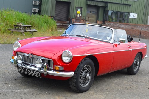 1966 MGB ROADSTER MARK 1 - SUCH A PRETTY EARLY MODEL! SOLD