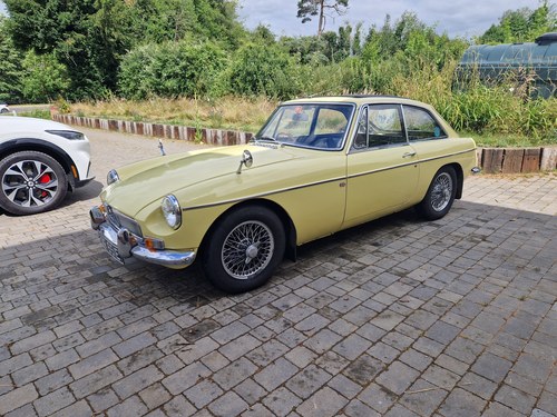 1967 MG B Gt