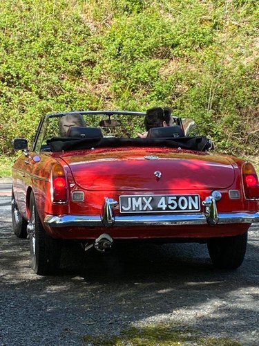 1975 MG B