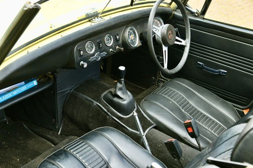 1972 MG Midget - 5