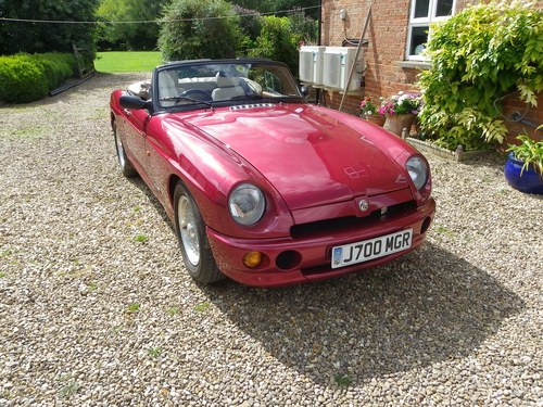 1995 MG RV8