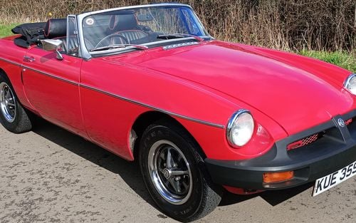 1975 MGB Roadster (picture 1 of 57)