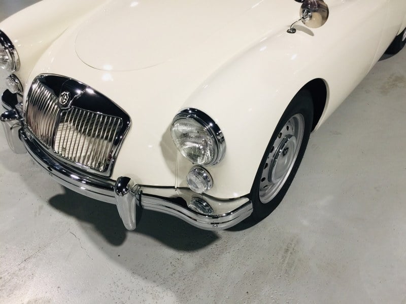 1961 MG MGA - 2 1961 MG MGA - 2