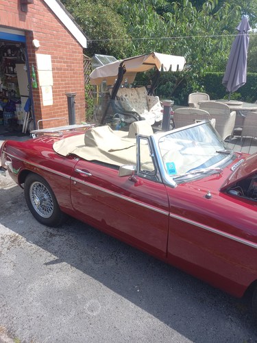 1972 MG B