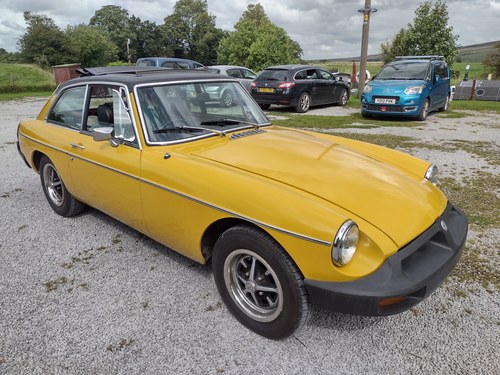 1979 MG B Gt with vinyl roof, folding sunroof and overdrive