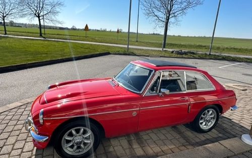1968 MG MGC (picture 1 of 11)