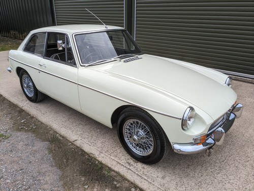 1969 MG MGB GT OEW Wire wheels overdrive, lovely SOLD