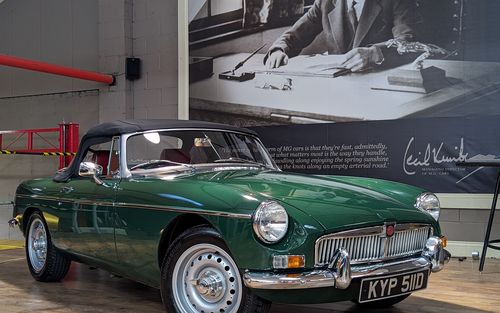 1966 MG B - heavily upgraded by Frontline (picture 1 of 10)