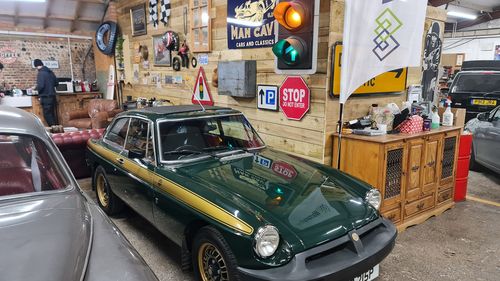 Picture of 1975 MG-B GT Coupe - SID the Jubilee - For Sale