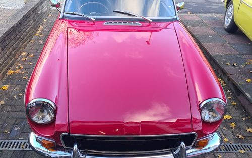 1972 MG MGB (picture 1 of 12)