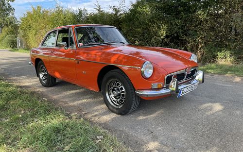 1974 MG MGB GT V8 (picture 1 of 30)