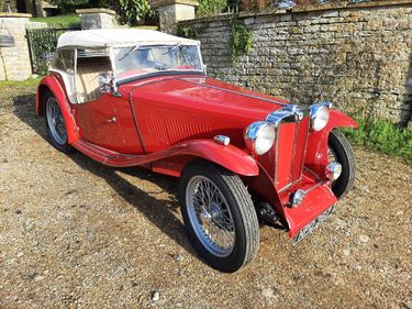 MG TC 1949, Red with beige Interior, fully restored in 1989.