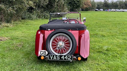 Picture of 1949 MG TC. Recent restoration one of best available - For Sale
