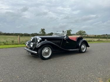 1952 MG TD in black with red leather interior