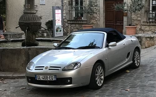 2004 MG MGTF (picture 1 of 1)
