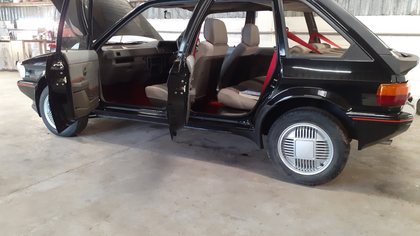 MG MAESTRO 1600 TALKING DASH MODEL SUPER RARE CAR
