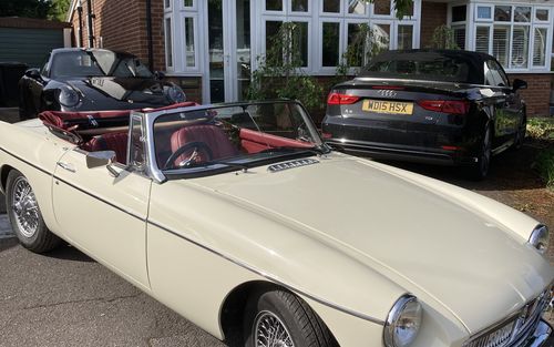 Mgb roadster (picture 1 of 11)