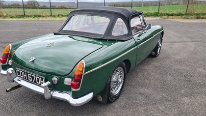 MGB HERITAGE SHELL in BRG
