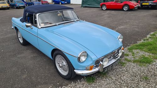 Picture of 1963 MGB, MK1, Fully upgraded,huge spec. - For Sale