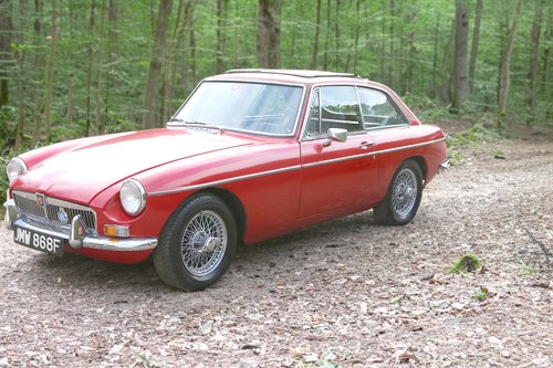 MGBGT 1967 MK1, Tartan Red, Chrome Wire Wheels. In vendita