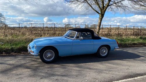Picture of 1973 MGB ROADSTER - UK DELIVERY AVAILABLE - For Sale