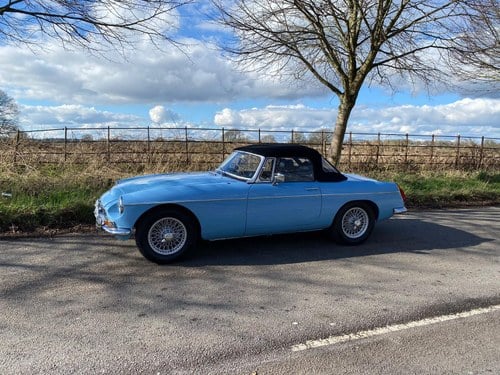 1973 MGB ROADSTER - UK DELIVERY AVAILABLE In vendita