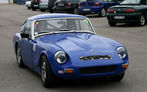 1964 MG Midget (picture 1 of 8)