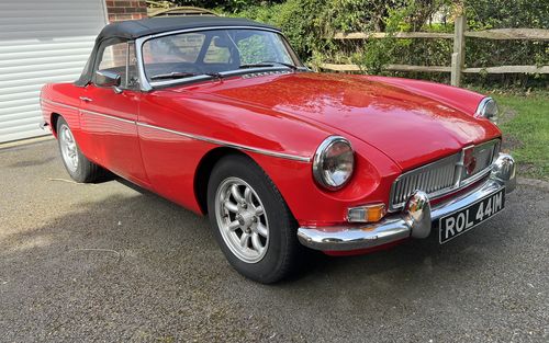 1974 MG MGB (picture 1 of 26)