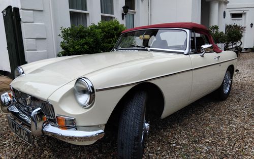 1969 MG MGB (picture 1 of 11)
