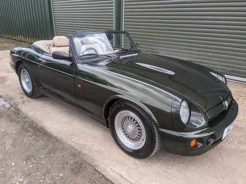 1994 MG RV8 in excellent condition VENDIDO