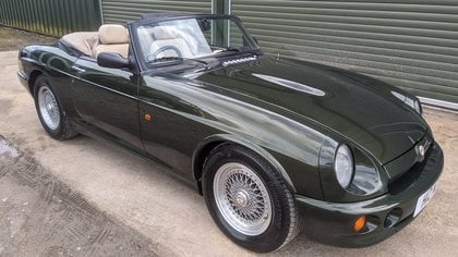 MG RV8 in excellent condition