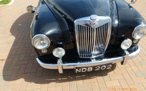 1958 MG Magnette (picture 1 of 18)