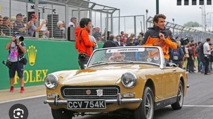 Mike Authers Classics offers this 1972 MG Midget 1275cc