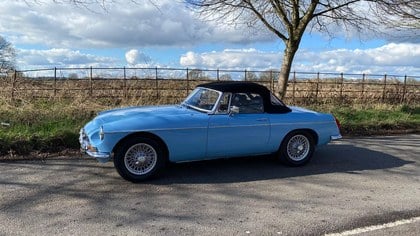 1973 MGB ROADSTER - WITH MGC BONNET (ORIGINAL WITH CAR ALSO)