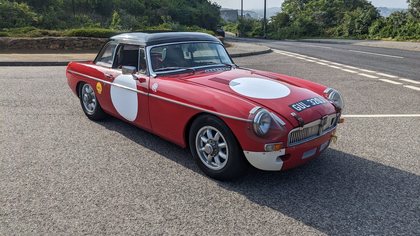 SOLD PENDING COLLECTION- 1971 MGB Roadster Sebring replica