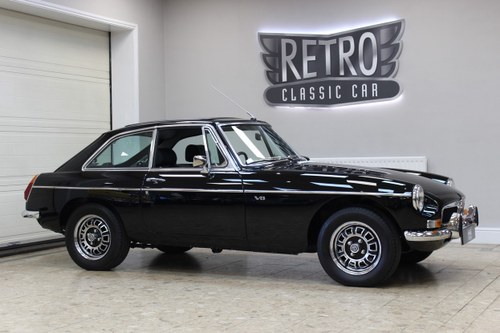 1975 MGB GT Factory RHD V8 Coupe Manual - Concours RHD VENDU