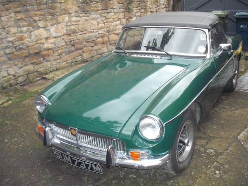 1973 MG MGB Push Button