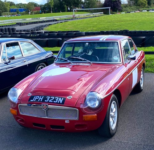 1975 MGB GT Coupe - For Auction 21st September Till salu på auktion