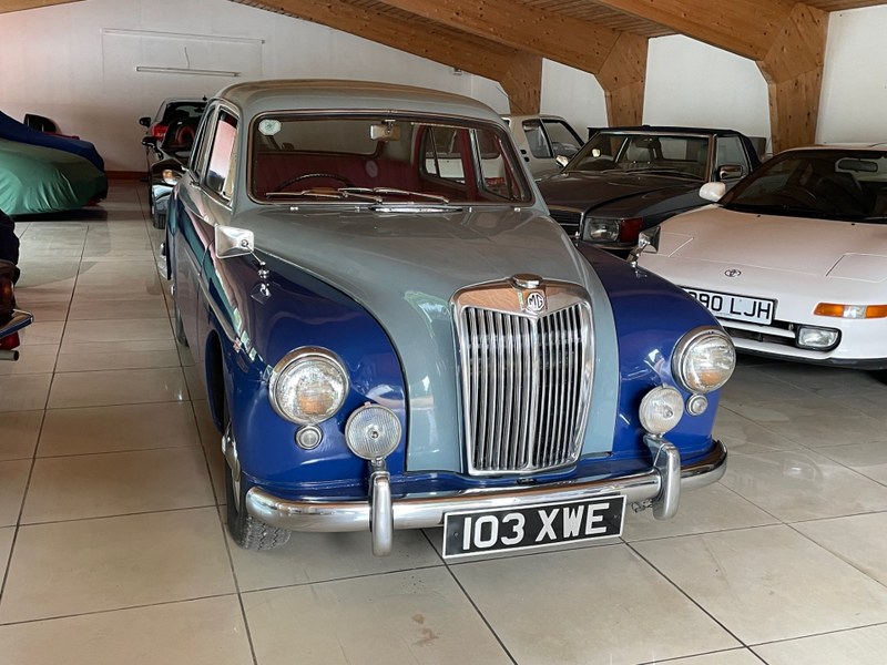 1957 MG Magnette ZB. Advisory free MOT.