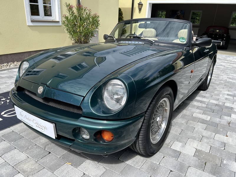 MG Rv8 For Sale | Car and Classic