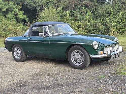 MG B Roadster, 1972, British Racing Green For Sale