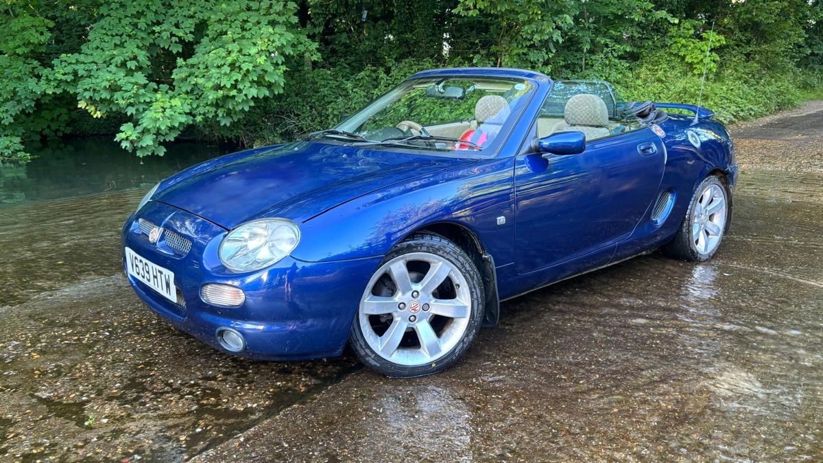 Mgf Split Rims 1999 MG MGF Blue Manual, 5 speed Right Hand Drive in Stevenage, UK ...