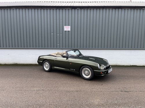 1995 MG RV8 - only 7832 UK miles, excellent condition, low owners Kaufen Bei