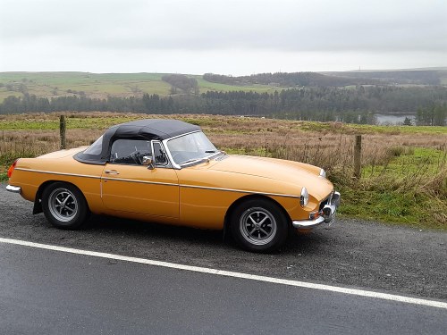 1972 MG MGB Push Button