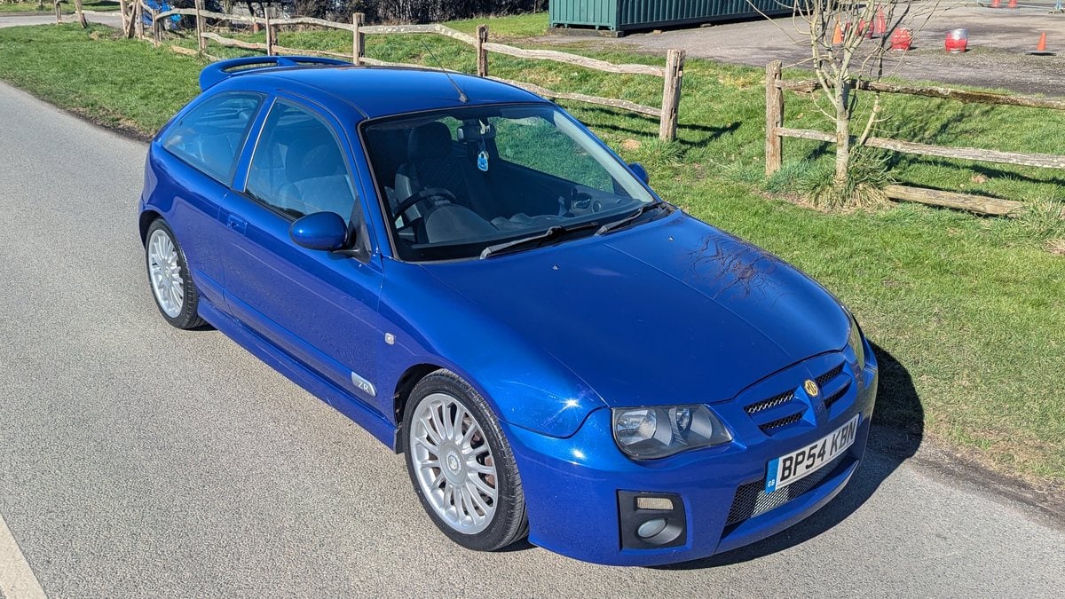 2005 MG ZR Blue Manual 5 Speed Right Hand Drive In Hassocks United 2005-mg-zr-blue-manual-5-speed-right-hand-drive-in-hassocks-united