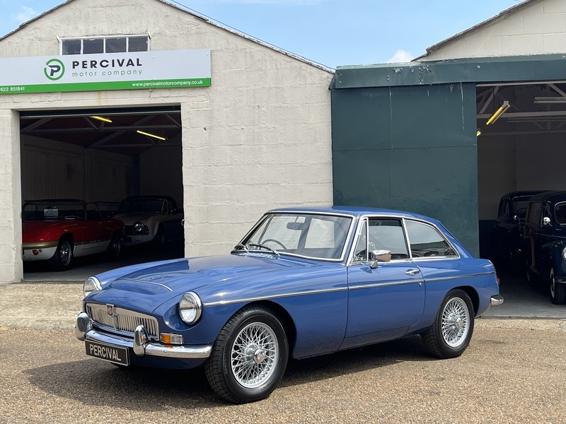 Mgc Halophen 1969 MG MGC Bleu Conduite à droite in Royaume-Uni - A vendre | Car ...